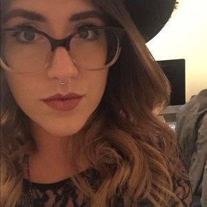 Meet your Posher, Alexa